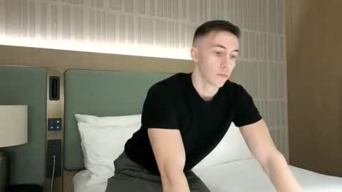 CristianoHailey online show from November 2025 02:28:01 PM