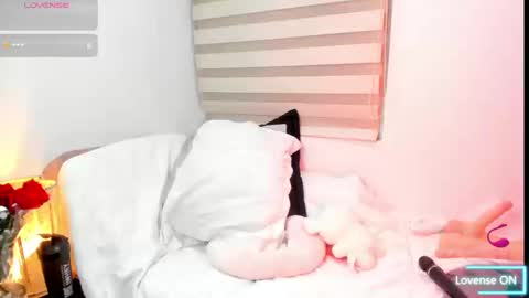 Snapshot of cristinalaurent2 chatting on September 2025 11:31:02 PM Cristina Laurent online show from September 2025 11:31:02 PM