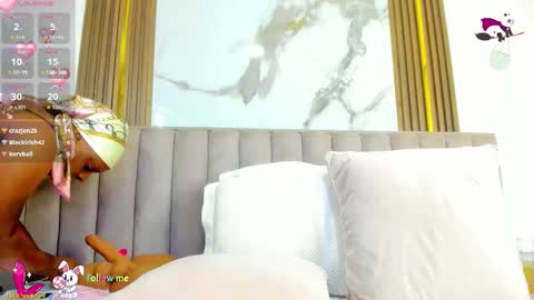 Cristina online show from October 2025 10:39:02 AM