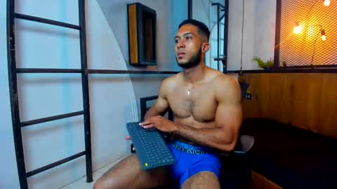 Snapshot of cristopher_belmont chatting on December 2025 05:02:02 AM cristopher_belmont online show from December 2025 05:02:02 AM