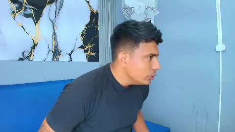 cristopher_collins2 online show from May 2026 03:44:01 AM