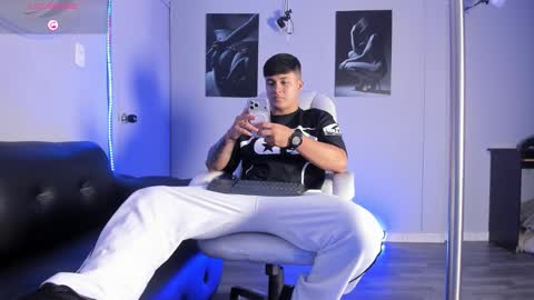 Cristopher online show from February 2026 02:05:01 PM