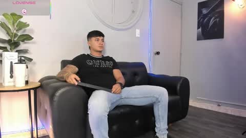 Cristopher online show from May 2026 12:45:02 PM