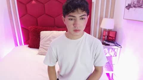 Cristopher  online show from March 2026 08:36:02 PM