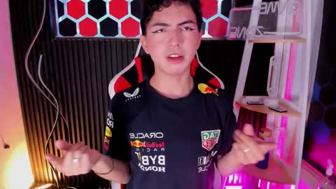 Cristopher  online show from March 2026 08:47:01 PM