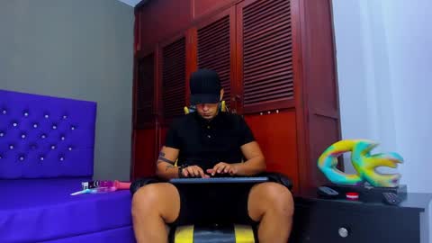 Snapshot of cristophertompson chatting on January 2025 12:45:02 PM Say me Cris online show from January 2025 12:45:02 PM