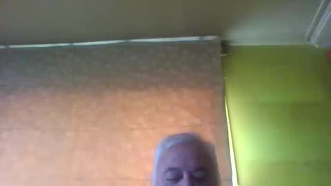 crmperez online show from December 2024 06:38:02 PM