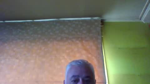 crmperez online show from December 2024 06:16:01 PM