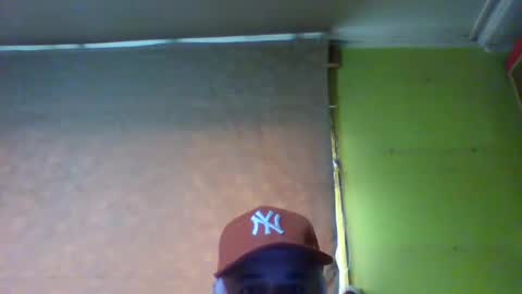 crmperez online show from September 2025 06:19:02 PM