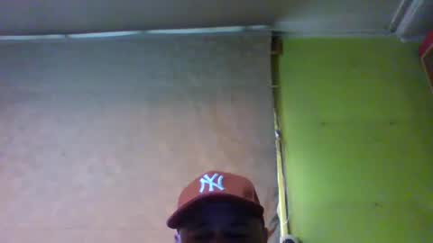 crmperez online show from September 2025 05:45:02 PM