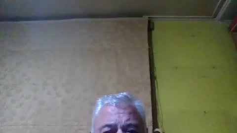 crmperez online show from October 2025 02:09:02 AM
