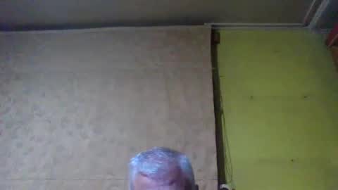 crmperez online show from October 2025 01:25:01 AM