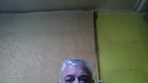 crmperez online show from November 2025 10:54:02 PM