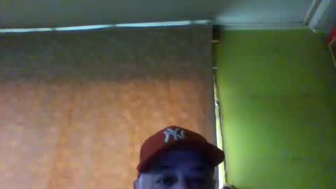 crmperez online show from November 2025 09:53:01 PM