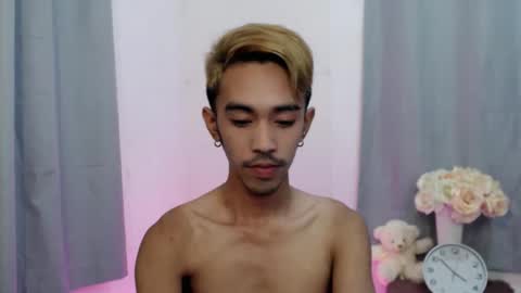 crocodale online show from November 2025 12:37:01 PM