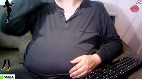 Linda Cross online show from November 2025 02:00:02 AM