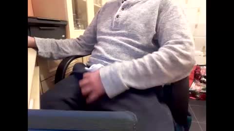 croup45 online show from December 2024 07:07:02 PM