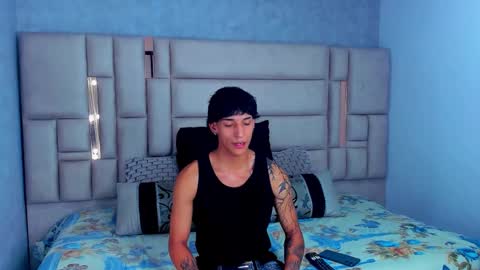 Croy online show from March 2026 08:35:02 PM