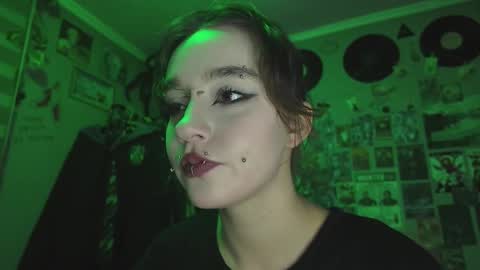 Snapshot of cruella_mira chatting on November 2025 04:39:01 PM cruella_mira online show from November 2025 04:39:01 PM