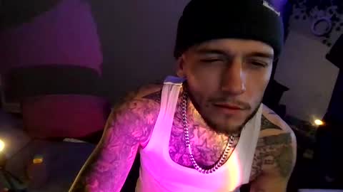 cruz815 online show from March 2026 06:39:01 AM