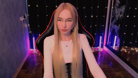 crybambi online show from March 2026 08:18:01 AM