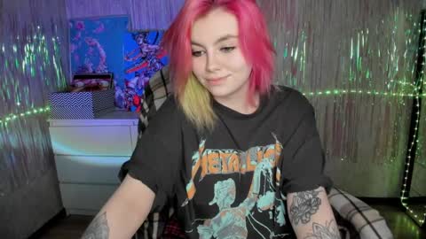 Snapshot of cryptobjgirlv2 chatting on February 2025 04:55:01 PM Lilith online show from February 2025 04:55:01 PM