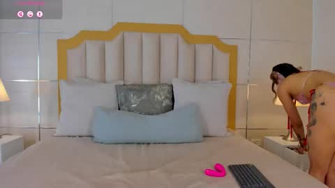 Crystal Rose  online show from March 2026 11:15:02 AM