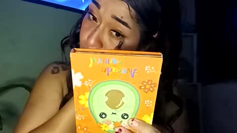 Snapshot of crystal_669 chatting on January 2026 03:22:02 AM carol online show from January 2026 03:22:02 AM