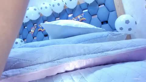 crystal_sm online show from June 2026 12:22:01 PM