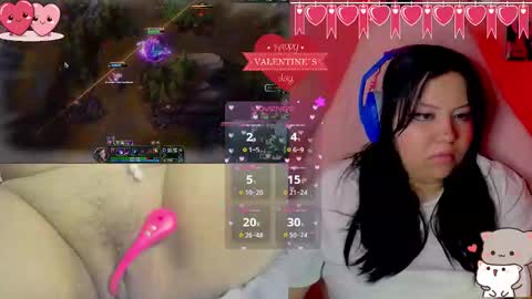 Snapshot of crystal_velvet01 chatting on February 2025 04:47:02 AM crystal online show from February 2025 04:47:02 AM