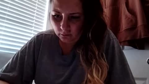 Snapshot of crystalbarbie214 chatting on January 2026 05:51:02 PM crystalbarbie214 online show from January 2026 05:51:02 PM