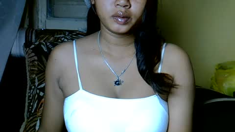 Snapshot of crystalbellax chatting on June 2026 05:46:01 AM crystalbellax online show from June 2026 05:46:01 AM