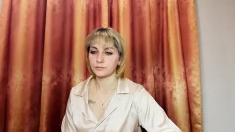 Mary online show from May 2026 07:34:02 PM