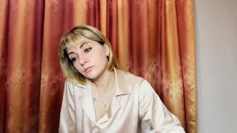 Mary online show from May 2026 07:53:01 PM
