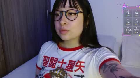 Snapshot of crystalitesq chatting on October 2025 01:07:02 AM Olivia  online show from October 2025 01:07:02 AM