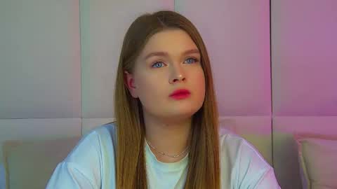 Crystal online show from March 2026 07:06:02 PM