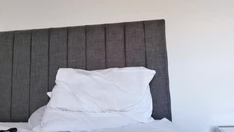 MissCrystal online show from May 2026 06:09:01 PM