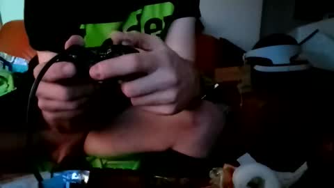 crystelweed online show from October 2025 02:00:02 AM