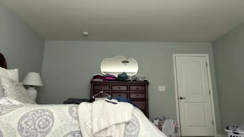 Cubantooo online show from June 2026 02:08:02 PM