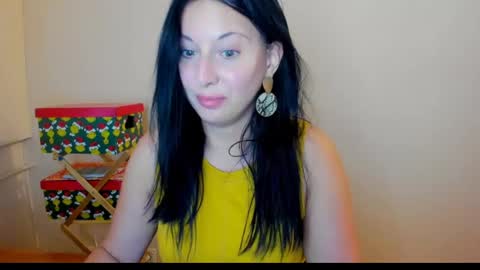 Snapshot of cuckqueenxxl chatting on July 2026 12:31:01 PM HELEN online show from July 2026 12:31:01 PM