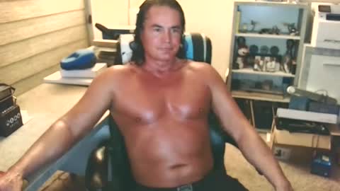 Yup... kinda old but Stop in and say hello online show from June 2026 04:46:01 AM