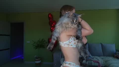 Alexia online show from June 2026 05:17:01 AM