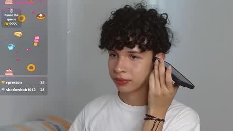 Cuddly online show from December 2024 08:13:01 PM