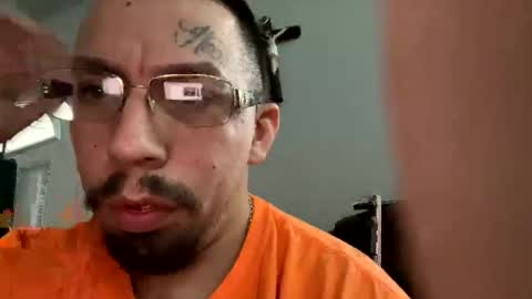 Snapshot of cuete2100 chatting on December 2025 04:34:02 PM cuete2100 online show from December 2025 04:34:02 PM