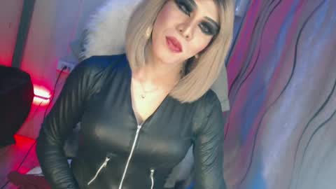 Snapshot of cum_4youbaby chatting on July 2026 06:18:01 PM CUMMELA SLUTI online show from July 2026 06:18:01 PM