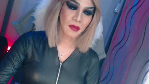Snapshot of cum_4youbaby chatting on July 2026 04:35:02 PM CUMMELA SLUTI online show from July 2026 04:35:02 PM