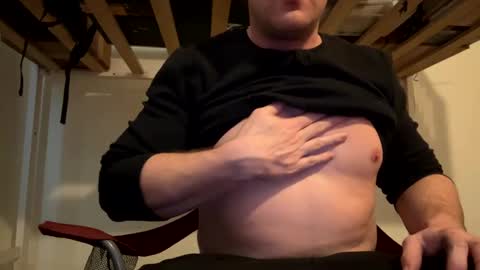 Snapshot of cumfacialxxx chatting on January 2025 03:52:02 PM cumfacialxxx online show from January 2025 03:52:02 PM