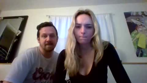 Snapshot of cumplaywithuslive chatting on October 2025 05:24:01 PM cumplaywithuslive online show from October 2025 05:24:01 PM