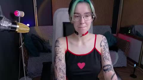 CUMpotikEve online show from September 2025 01:53:01 AM