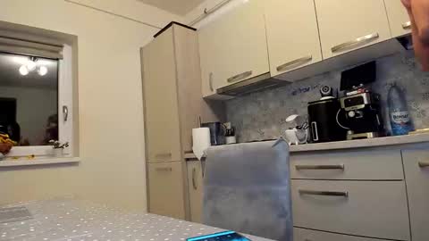 maria  alex online show from November 2025 03:39:02 AM